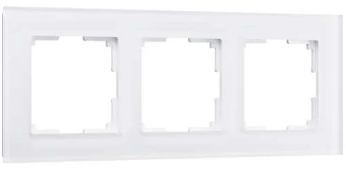 Рамка стекло 3-м Favorit (белый матовый) Werkel W0031105